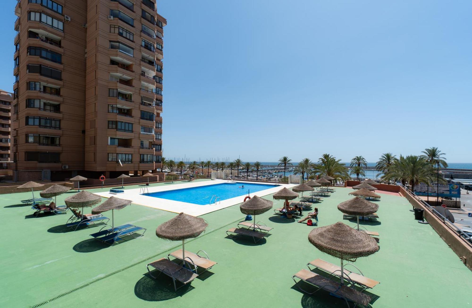 Sur Suites Palmeras 4 フエンヒロラ エクステリア 写真